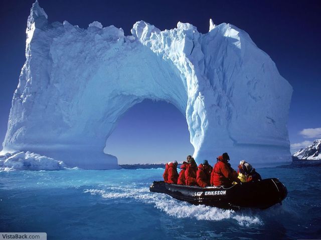 First Flight Over North Pole
