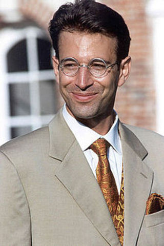 Kidnapped Wall Street Journal  reporter Daniel Pearl is murdered in Karachi, Pakistan.