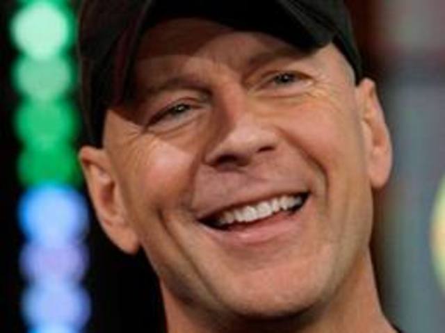 Willis started to word at the dupont chambres works factory