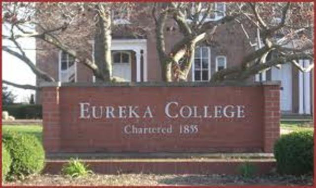Graduates from  Eureka College.