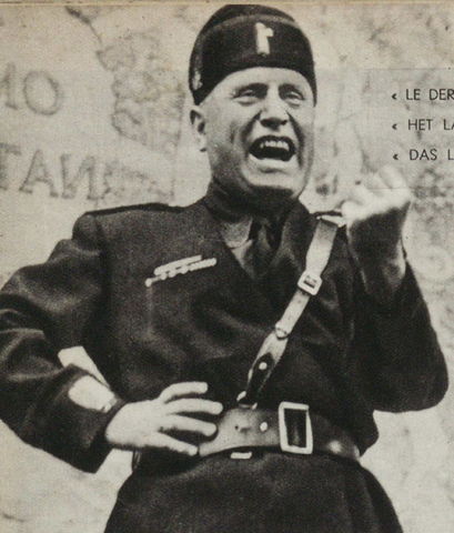Franco-Mussolini pact signed