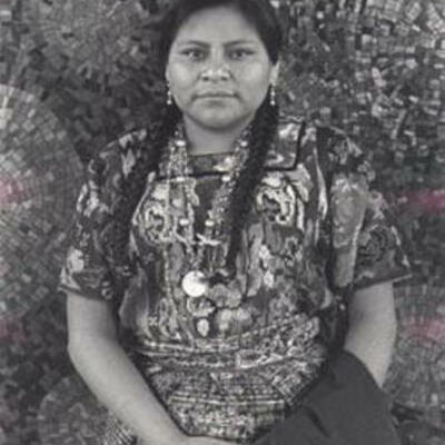 Timeline: Rigoberta Menchu nacio el 9 de enero de 1959 en Uspantán el Quiche