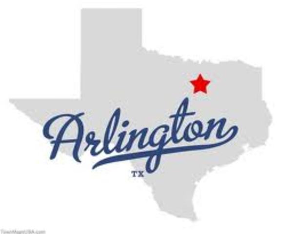 Mi pequeña hermana nació en Arlington TX