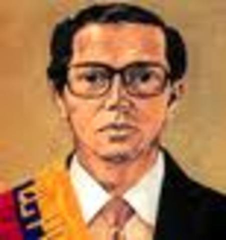 Dr. Osvaldo Hurtado Larrea