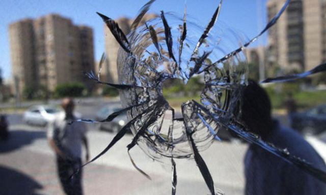 Rebels move interrim goverment to Tripoli