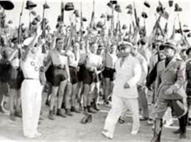 Italy invades Ethiopia