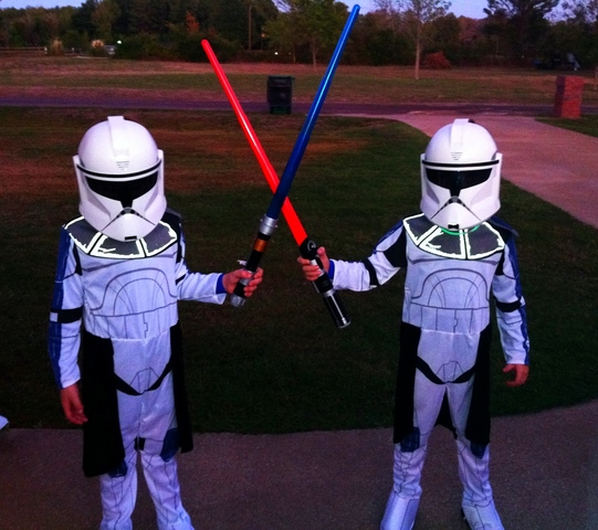 Mis hermanos nacieron son gemelos