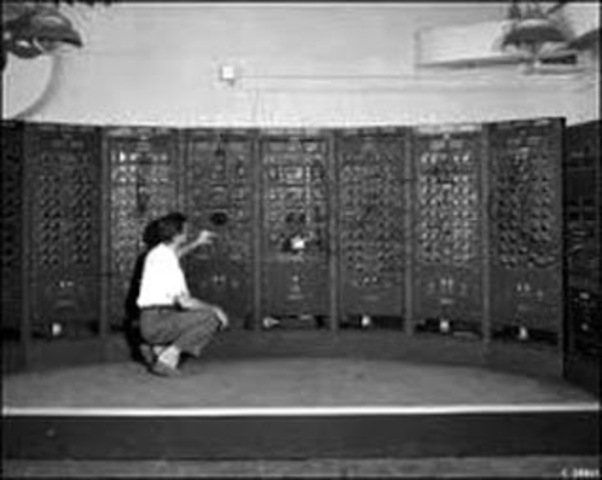 LA - "Electronic Brain" acquired at Univeristy of Lafayette (UL)