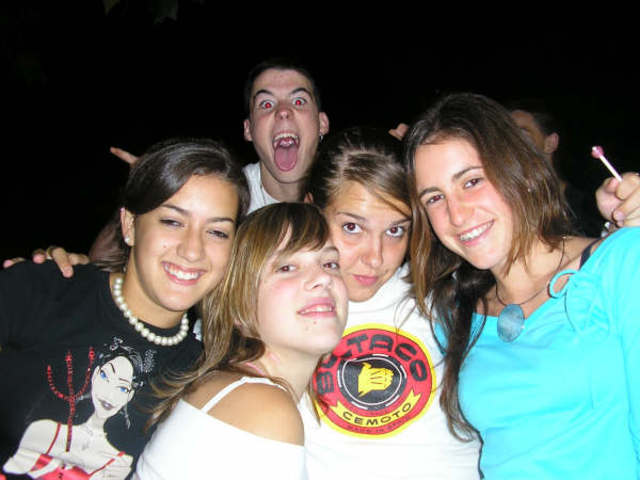 Tenir les primeras colles d'amics