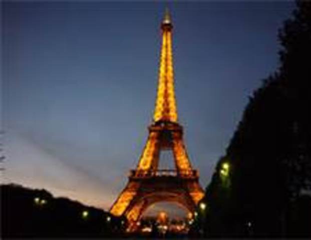 אליעזר לומד בפריס