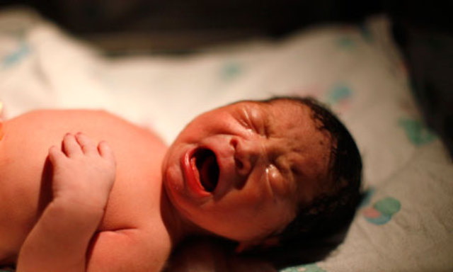 India's billionth child is born
