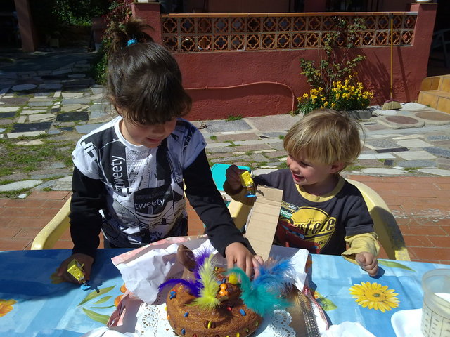 El dia de la mona a casa de la iaia