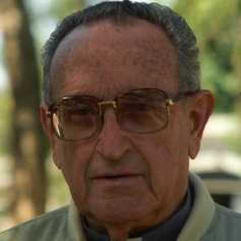 solicito a las fuerzas militares que controlaran sus acciones