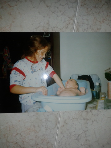 Als pocs mesos de néixer