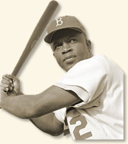 jackie robinson breaks color barrier