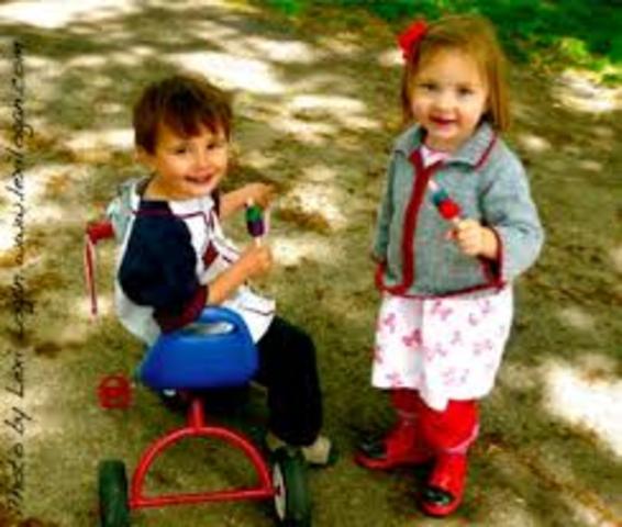 Tengo tres años de edad.