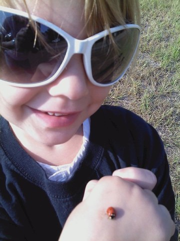 Yo cuide para una nina por un trabajo del verano.