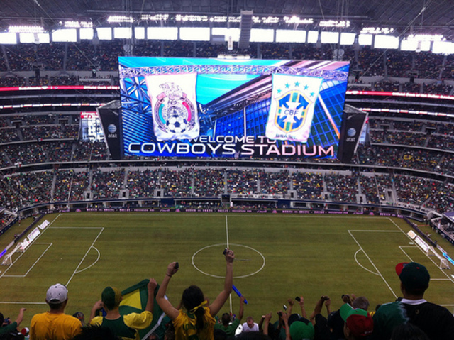 Asistí a un juego de fútbol de Mexico vs. Brasil.