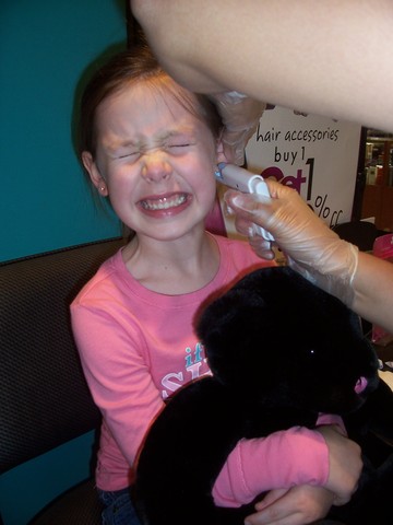 Yo fui perforar mis orejas.