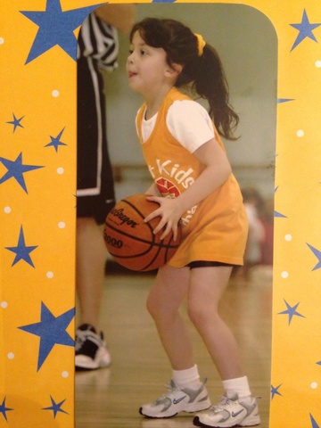 schlief, spielte, horte