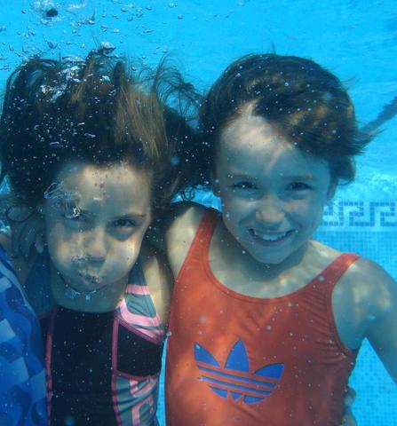 Ona start swimming in Barceloneta