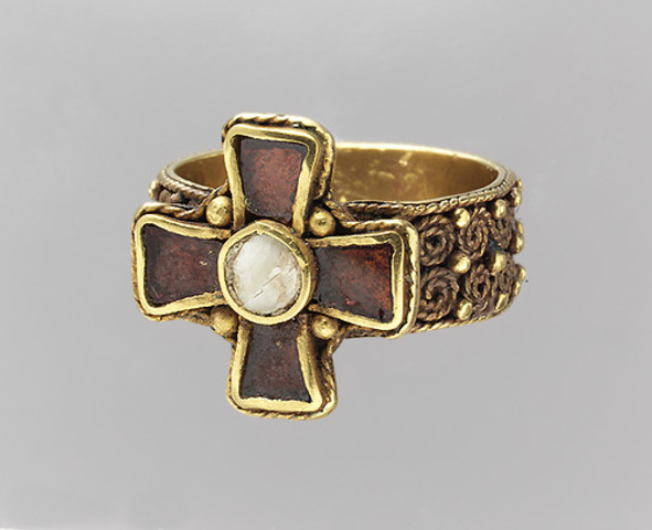 Finger Ring with Cross