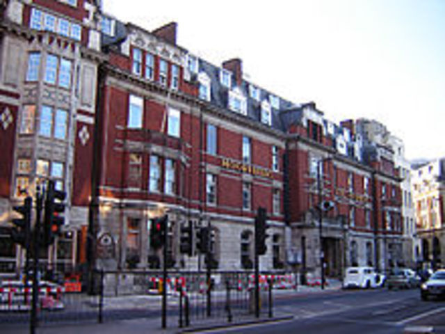 Surgeons at London's Moorfields Eye Hospital perform the first operations using bionic eyes, implanting them into 2 blind patients.