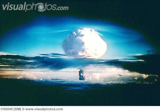 Explosion of the first hydrogen bomb