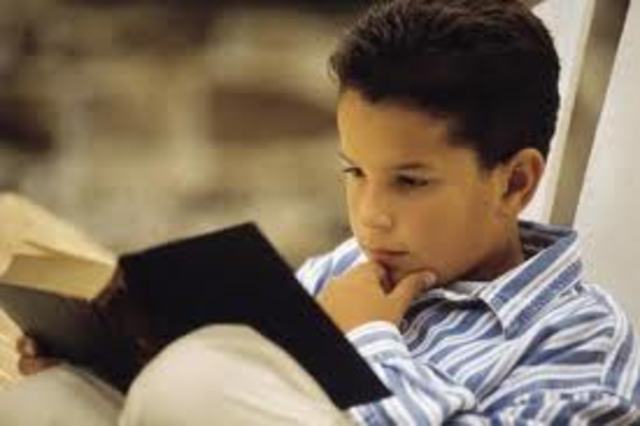 el bebe empieza a estudiar