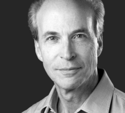 A. Kornberg identifica la enzima que duplica la doble hélice del ADN.