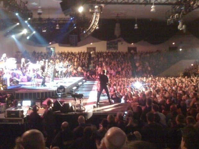 Springsteen Swoops In