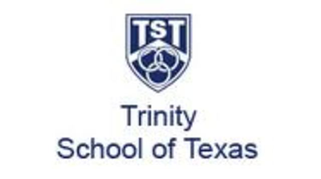 fue al escuala de longview durante cuatro años