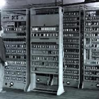 Timeline: HISTORIA DE LOS COMPUTADORES