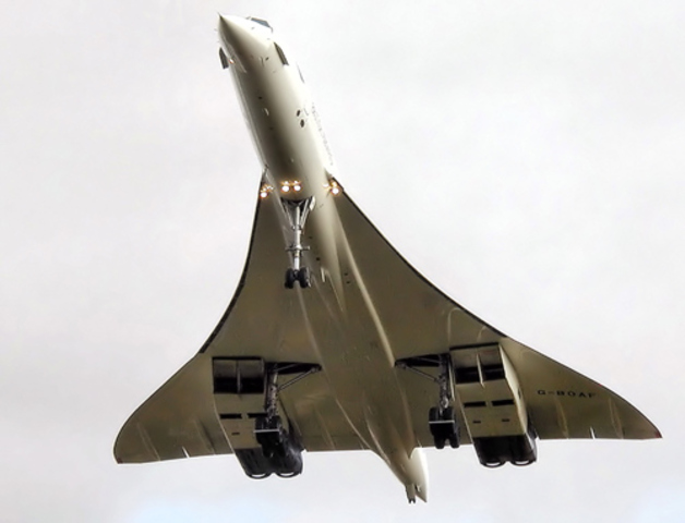 Concorde crashes