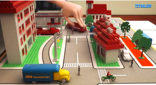 Se inicia la produccion del sistema de bloques LEGO