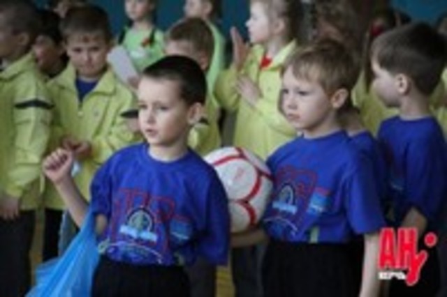 Дошколята боролись за кубок на городской спартакиаде