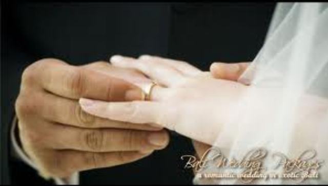 Mi madre se caso con John Wood en Mayo dos mil cinco