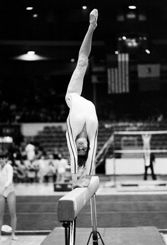 Bella Karolyi