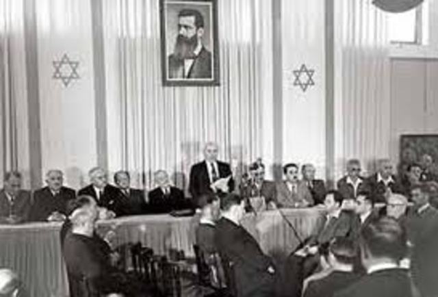 David announces the  establishment of the State of Israel.