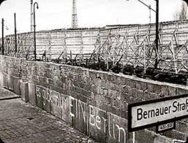 Berlin Wall Is Erected