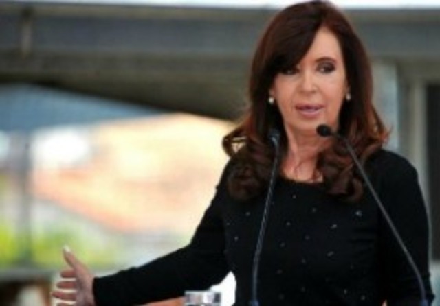 La Presidenta encabezó un acto en Santa Cruz