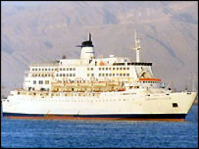 Egyptian Ferry sinks in the Red Sea