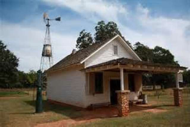 Jimmy Carter grew up as a farmer