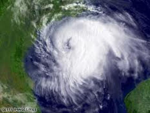 Hurricane Andrew ravages Florida