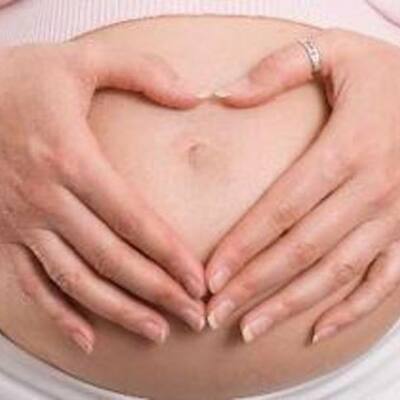 Timeline: The Stages of Pregnancy By: Madison Earle