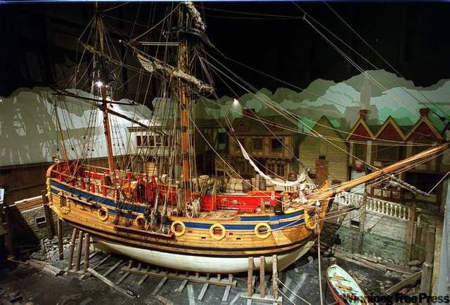 The Nonsuch sails for Northa America