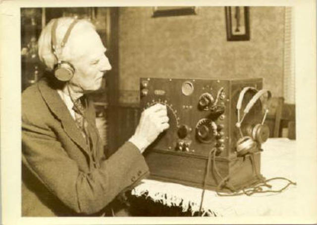 First Radio Signal Acrossed the Ocean