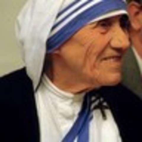 Mother Teresa Awarded nobel peace prize