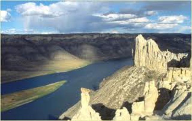 The Corps reach a fork in the Missouri and try to figure which way to go