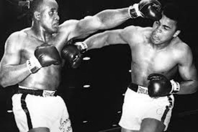 Cassius Clay beats Sonny Liston